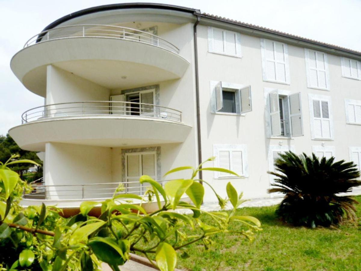 Apartment Allegra บานโจเล ภายนอก รูปภาพ
